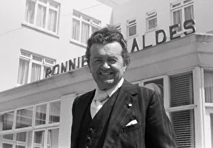 00339 Prints: British musician Ronnie Ronalde pictured outside his hotel in St Martin, Guernsey