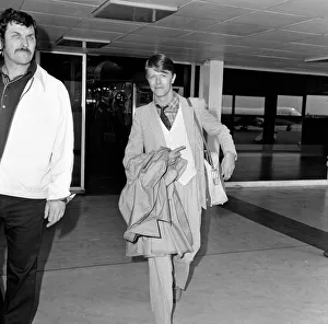 00542 Prints: British pop singer David Bowie leaving Heathrow Airport for New York on Concorde