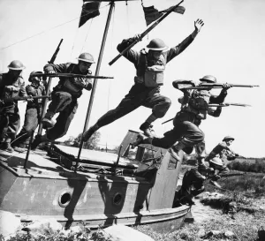 01472 Prints: British troops training in Northern Ireland during Second World War. 27th June 1941