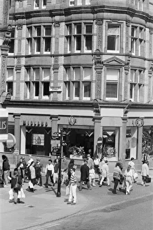 Broad Street is a main pedestrianised thoroughfare and the primary high street in