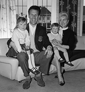 00936 Prints: Bruce Forsyth is pictured at home in Mill Hill with his wife Penny and daughters Debbie