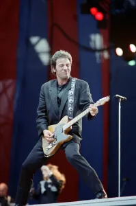 00756 Prints: Bruce Springsteen, in concert on his Tunnel of Love Express Tour, Wembley Stadium, London