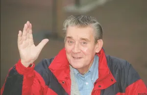Bryan Mosley Actor December 98 Who plays Alf Roberts in Coronation street