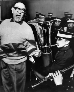 Bud Flanagan and Coldstream Guard Band 1968 recording the song Who Do You Think You Are