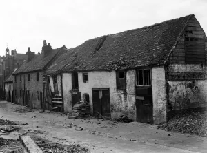 Buildings behind Uxbridge High Street to be demolished and cleared for railway