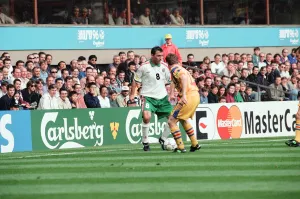 00952 Prints: Bulgaria 1-0 Romania, Euro 1996 Group B match at St James Park, Newcastle