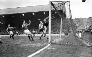 Burnley Sheffield Wednesday 1st April 1960 Springett the Sheffield Wednesday goal