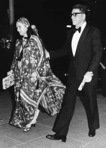 Burt Lancaster actor with friend Vicki Pierson 1976 arriving at premiere of