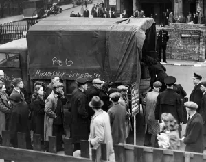 Commuters Prints: Bus Strike. Liverpool street workers returning to Hackney Wick found a ample supply of