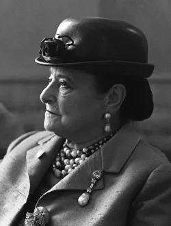 00467 Prints: Business woman Helena Rubinstein seen here at the Dorchester Hotel, London