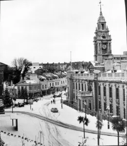 Winter Prints: Bygone pic of Castle Circus, Torquay in the snow in January 1978