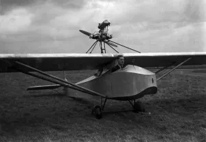 Pilot Prints: C H Lowe-Wylde in novel plane. C H Lowe-Wylde (known as glider pilot No 1