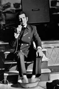 Cabaret artist and Britains top singing coach Bob Anthony is performing a non-stop