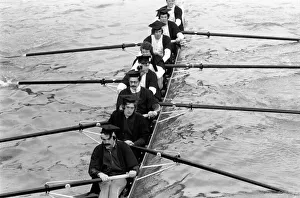 00572 Prints: Cambridge University boat crew in training on river Ouse, Cambridgeshire