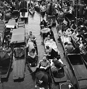 Umbrellas Prints: Cambridge University Madrigal Society Singing on the River Cam