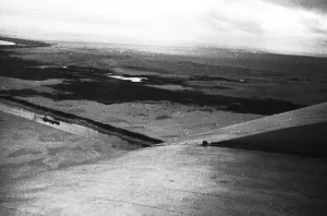 00132 Prints: Canal Zone 1952 - picture of ships passing through the Canal from an RAF aircraft