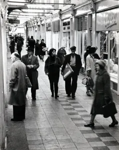 Cardiff - Arcades - Wyndham Arcade - 10th December 1962 - Western Mail and Echo Ltd