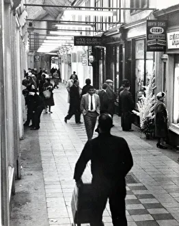 00667 Prints: Cardiff - Arcades - Wyndham Arcade - 10th December 1962 - Western Mail and Echo Ltd