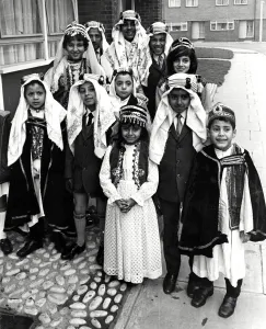 00176 Prints: Cardiff - Religion - Old - The Moslem community in Cardiff celebrated the end of Ramadhan