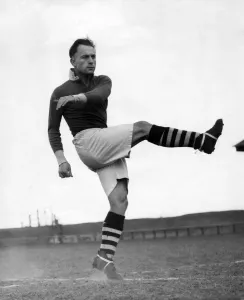 Footballer Prints: Carlisle United F. C. player / manager Ivor Broadis, Circa 1947