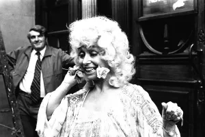 00473 Prints: Carry-on actress Barbara Windsor outside the Threatre Royal, Newcastle