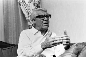 Cary Grant, interview with Sunday Mirror Journalist Eve Pollard