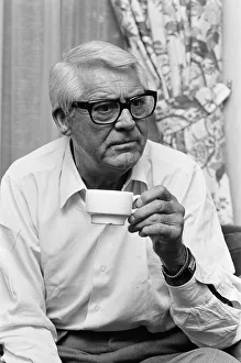 Cary Grant, interview with Sunday Mirror Journalist Eve Pollard