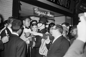 Autograph Prints: Cassius Clay (Muhammad Ali) in London on the day of his arrival ahead of his non-title