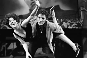00608 Prints: The cast of the American musical Grease rehearsing at the New London theatre off Drury