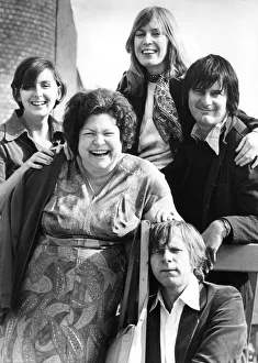 00054 Prints: The cast of the Tyneside Theatre production of Noel Cowards play Private Lives