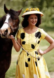 Catherine Zeta Jones actress pictured on location in Pluckley Kent for the filming of