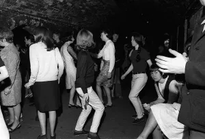 Cavern Club in Liverpool was financial trouble at this time so Cavern boss Ray McFall had