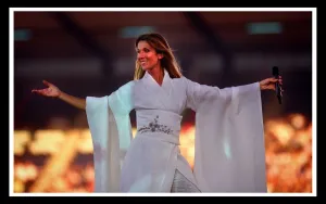 Celine Dion at Murrayfield Edinburgh July 1999 White kimono holding microphone