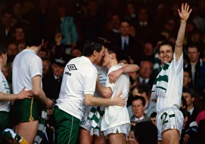 Celtic players celebrating winning Premier League April 1988 pat bonner andy