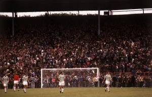 Celtic players walk off pitch as crowd invade August 1973