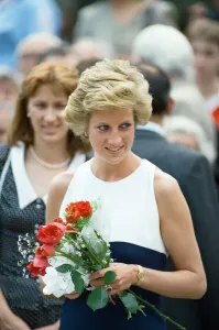 01291 Prints: Charles, Prince of Wales and Diana, Princess of Wales visit Hungary. May 1990