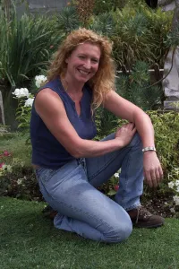 Charlie Dimmock TV Presenter Gardener July 1999 Pictured at the Watergarden in