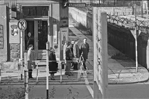 01272 Prints: Checkpoint Charlie crossing point in the Berlin Wall located at the junction of