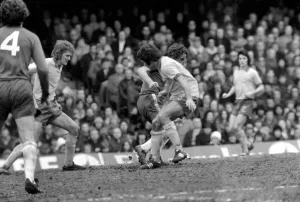 Chelsea (0) v. Ipswich (0). March 1975 75-1713-003