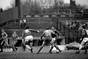 00259 Prints: Chelsea 2 v. Leicester 2. Division One Football February 1986 LF18-04-003