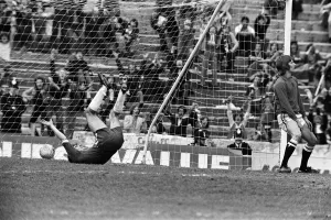 Chelsea 4 -0 Hull City, Division League two match held at Stamford Bridge. 14th May 1977