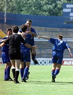 Chelsea 4 v. Luton Town 0. Vinnie Jones playing in his debut for the blues against