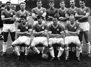Chelsea FC Team 1960 Left to Right: - Standing: Peter Brabrook, R