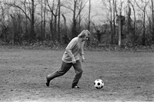 01301 Prints: Chelsea training for their match at Stamford Bridge on Saturday when they meet Norwich
