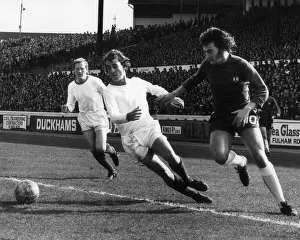 01133 Prints: Chelsea v Crystal Palace Division One Football Steve Kember of Palace left