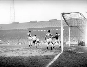 00440 Prints: Chelsea v Tottenham Hotspur Football April 1961 London derby match at Stamford