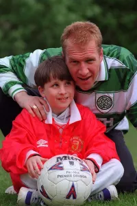 Chic Charnley footballer scottish footballer wearing Celtic top