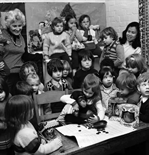 Children with Animals / Cute: Fred a year old chimp with Suzanne Crawley, 4