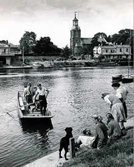 Adventure Prints: Children crossing the River Thames at Sunbury in a ferry across the River Thames