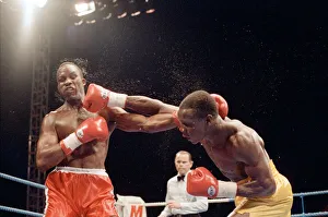 01164 Prints: Chris Eubank defends his WBO super-middleweight title against Ron Essett at the Quinta do